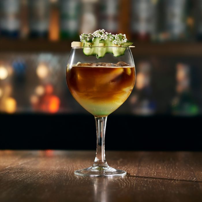 Basilic-Concombre Espresso Tonic