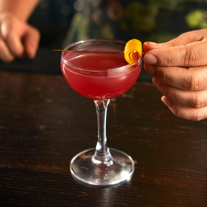 Cosmopolitan Pêche