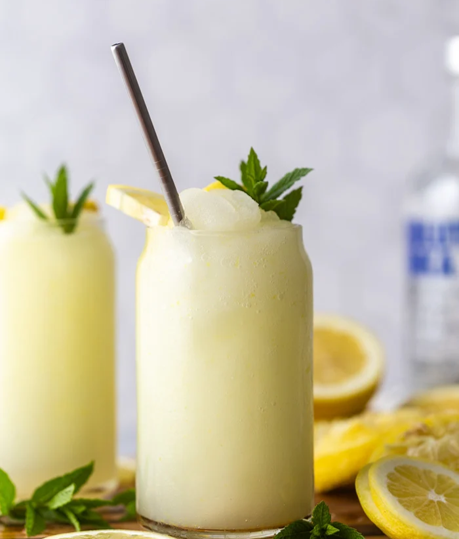 Immortelle limonade frozen